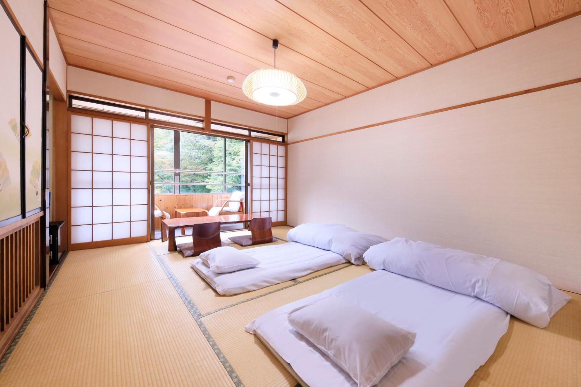 竹あかりの宿 加賀助 Shizukuishi Buitenkant foto