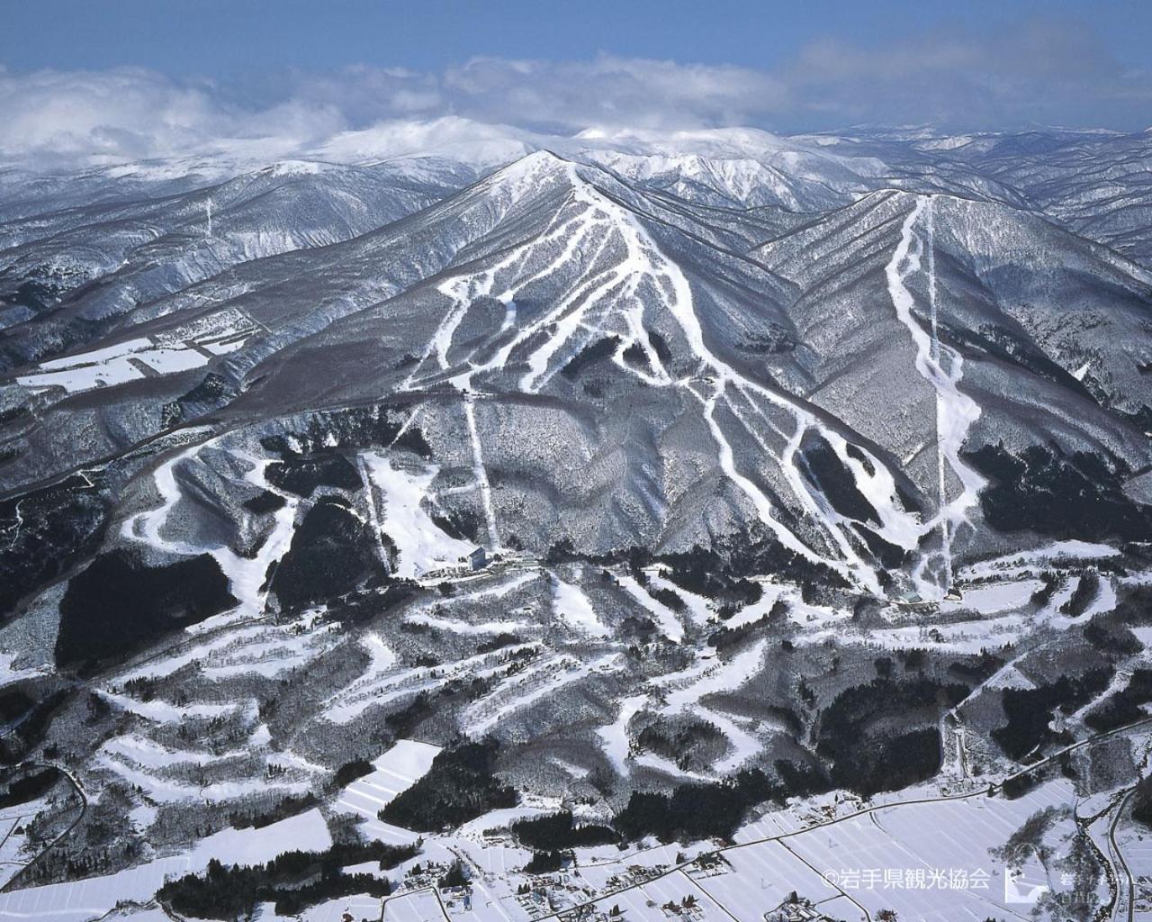 竹あかりの宿 加賀助 Shizukuishi Buitenkant foto